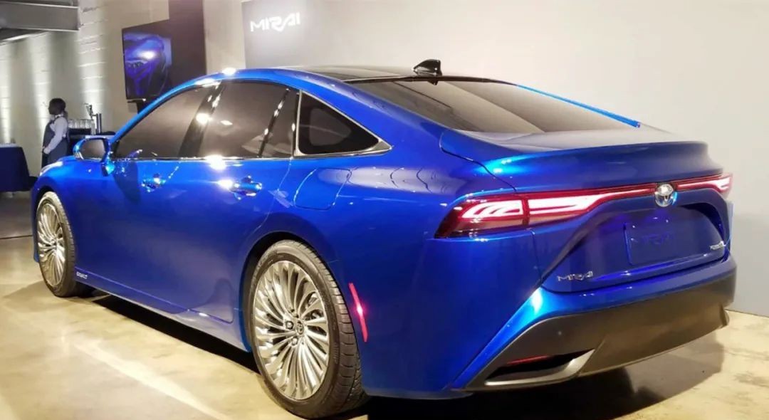 第二個(gè)“鯰魚(yú)”即將到來(lái)。豐田的氫燃料汽車(chē)即將在中國(guó)發(fā)售