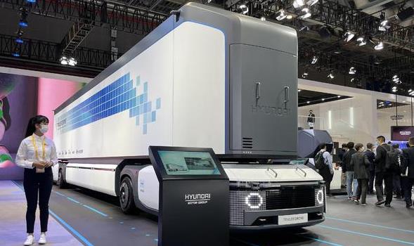 現代Trailer Drone概念卡車亮相，拉貨能手.jpg