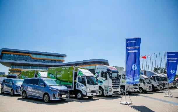 捷氫科技與多家企業(yè)合作,上海燃料電池汽車示范應(yīng)用打響“第一槍” 捷氫科技與多家企業(yè)合作,上海燃料電池汽車示范應(yīng)用打響“第一槍”