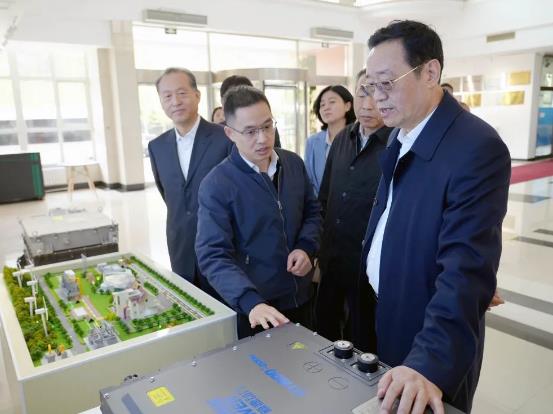 遼寧省政協副主席王明玉調研新源動力.jpg 遼寧省政協副主席王明玉調研新源動力.jpg